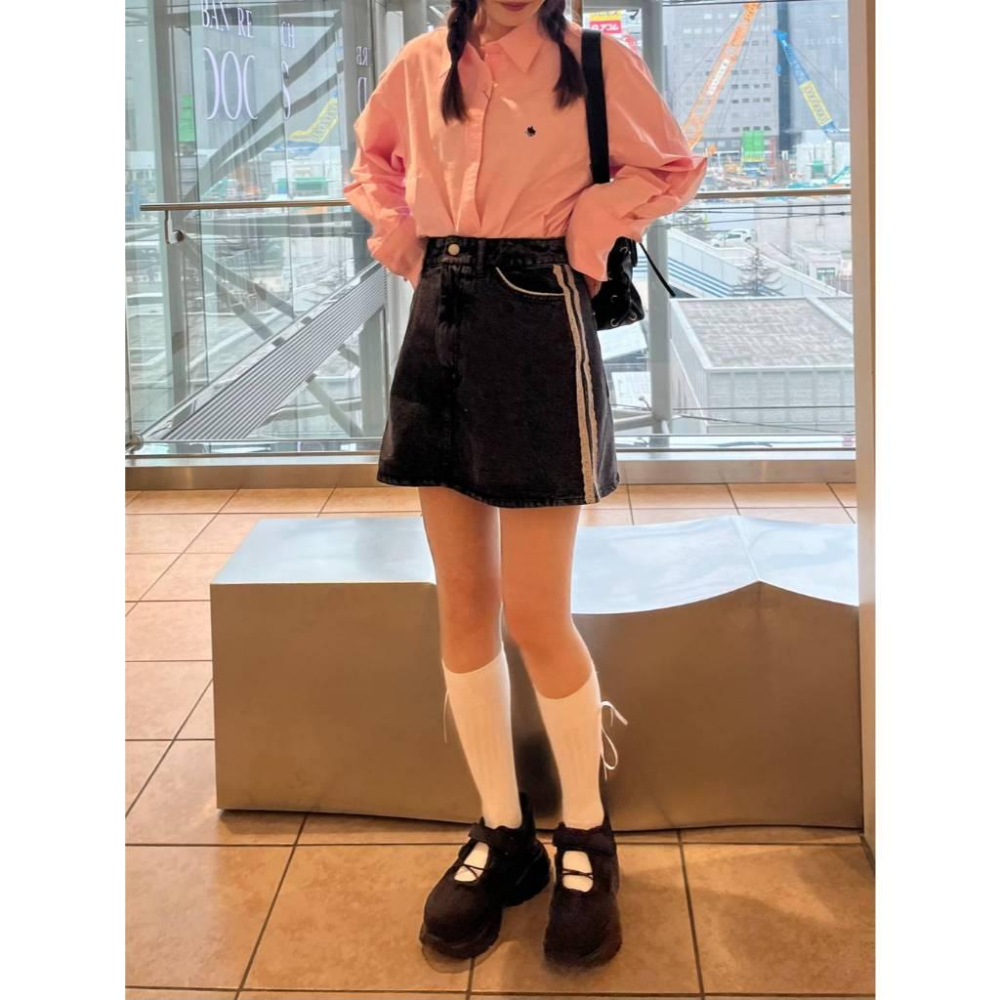 現貨 猫日屋🇯🇵日單Heather / 有標~ 日系單寧牛仔甜美拼接蕾絲迷你短裙 編號ZA2517-細節圖3