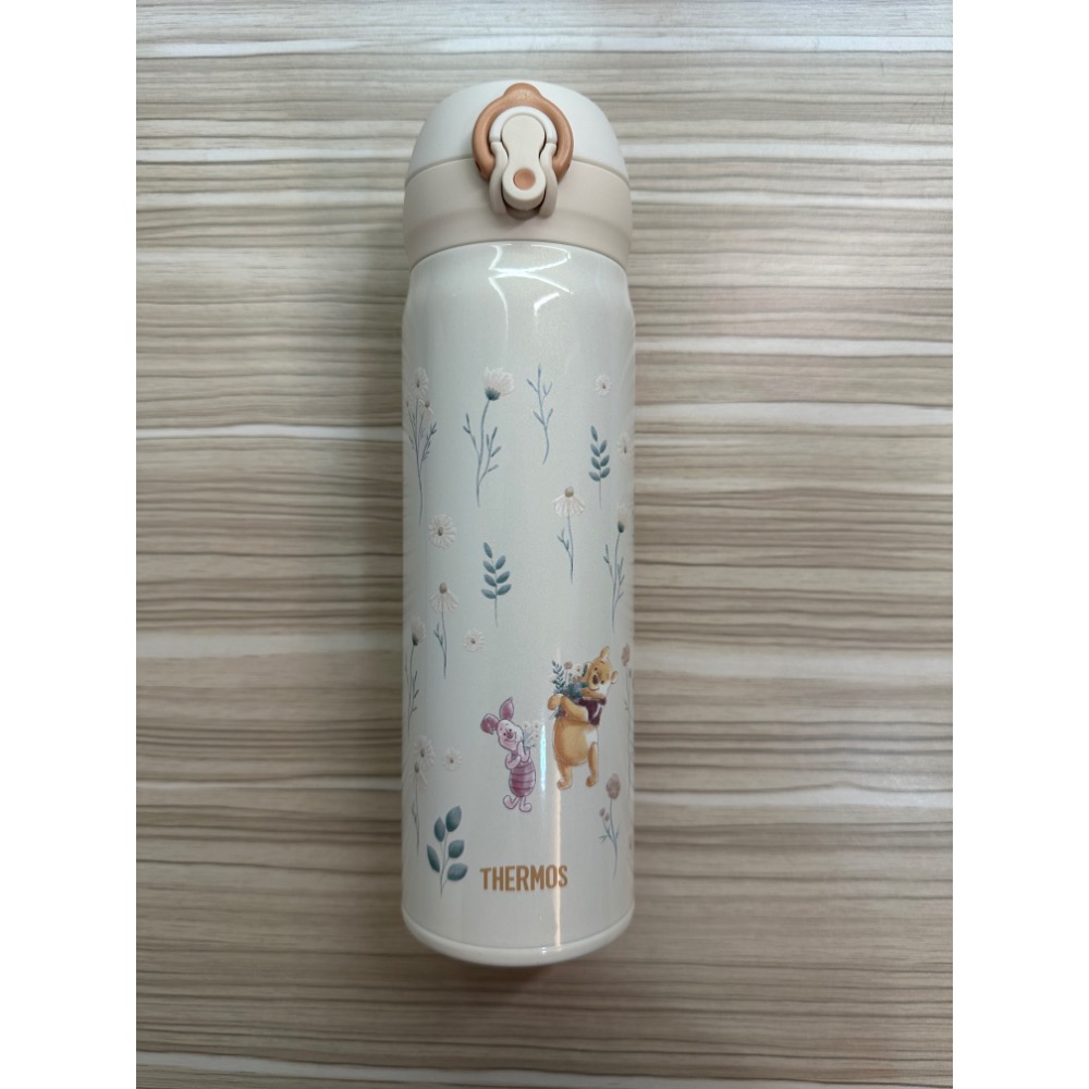 THERMOS 膳魔師 不鏽鋼 彈蓋 真空 保溫瓶 500ml 小熊維尼(花園篇) JNL-502WP-GD-細節圖7