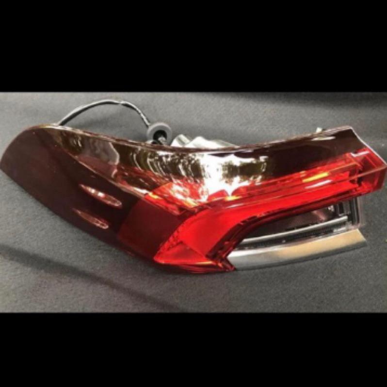 Altis 後尾燈+方向燈總成(左側)邊一組 2500 NT有貨·台北市-細節圖2