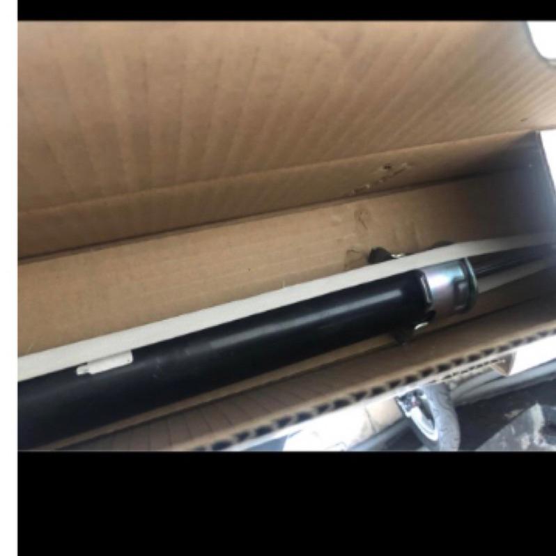 原廠避震便宜賣。避震器CRV HONDA 四隻起賣沒彈簧)實物拍攝 NT$-細節圖6