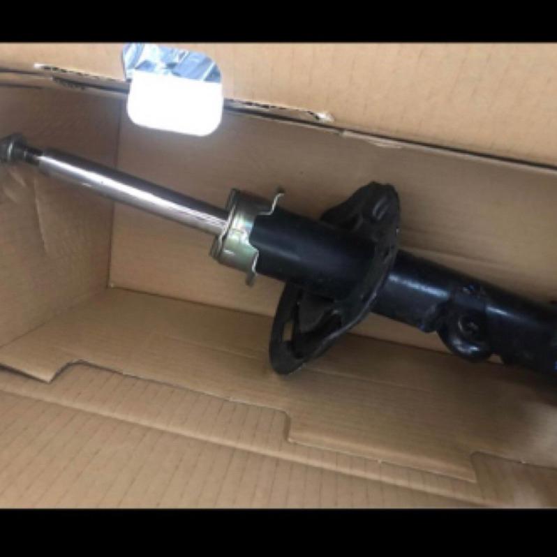 原廠避震便宜賣。避震器CRV HONDA 四隻起賣沒彈簧)實物拍攝 NT$-細節圖8