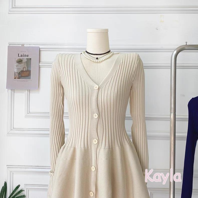 預購🌟免運🌟 V領長袖針織收腰顯瘦A字洋裝 A1271 #Kayla.girl #少女愷拉-細節圖7