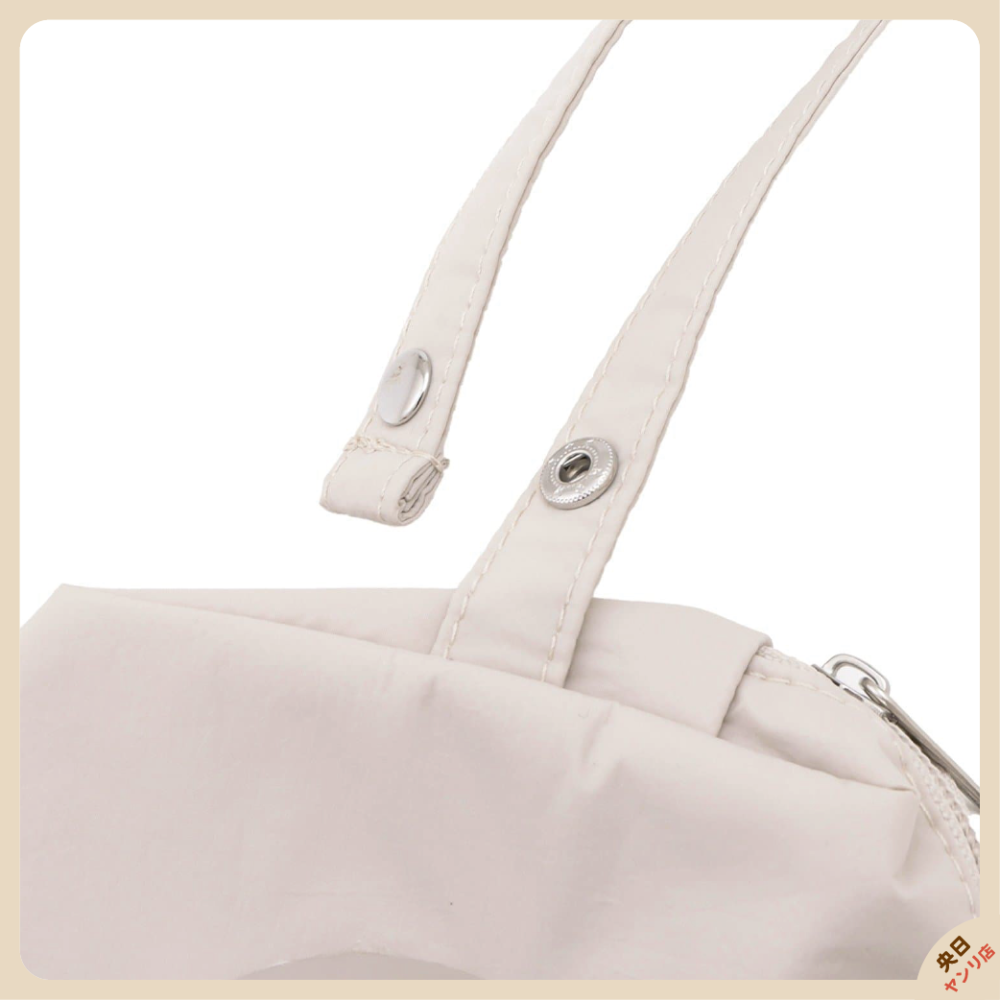 日本 3COINS 濕紙巾袋 濕紙巾收納 濕紙巾 濕紙巾外出袋 濕紙巾外出包 便攜式 外出包 推車濕紙巾-細節圖5