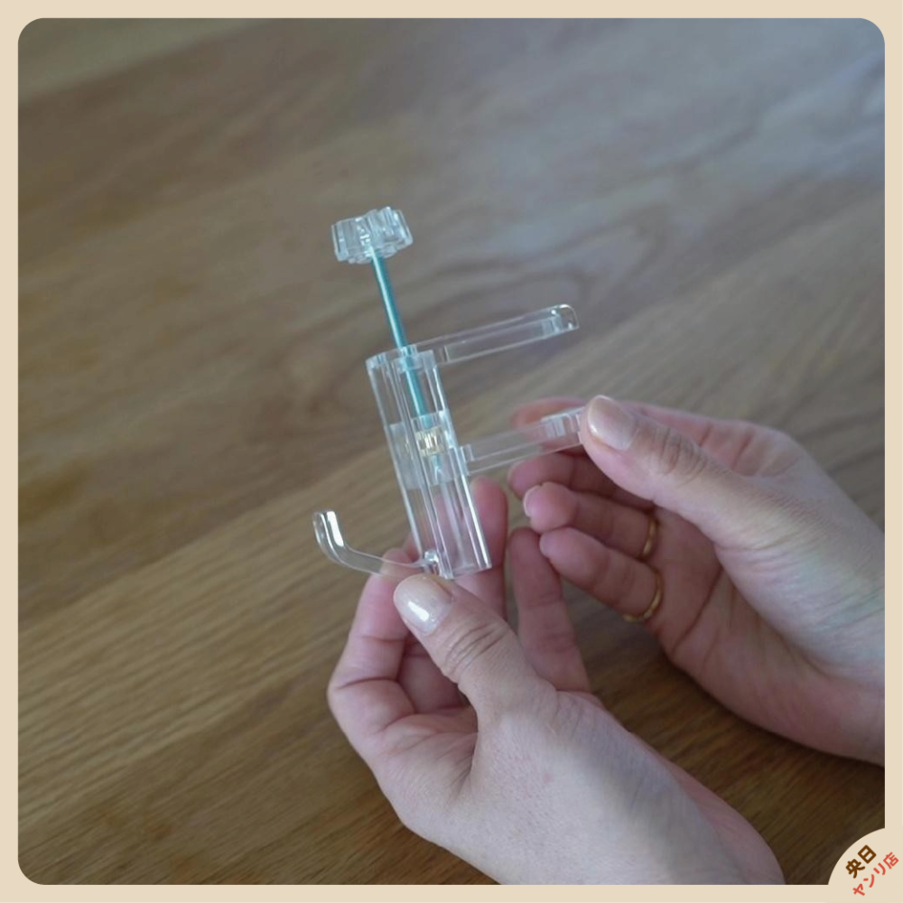 日本 SURUGA 夾式掛勾 夾層掛勾 桌面掛勾 層板掛勾 掛勾 掛鉤 掛鈎 收納 耳機 帽子 包包 提袋-細節圖5