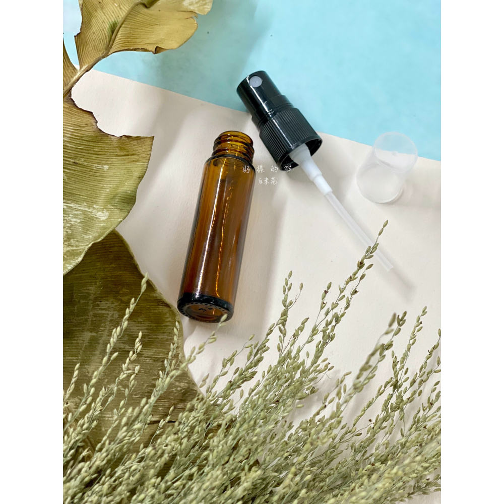 💈好樣的啦白米范💈 噴瓶・厚玻璃瓶款 10ml 現貨 磨砂霧面 茶色 透明 玻璃噴瓶 噴霧瓶 香水噴瓶 分裝瓶-細節圖2