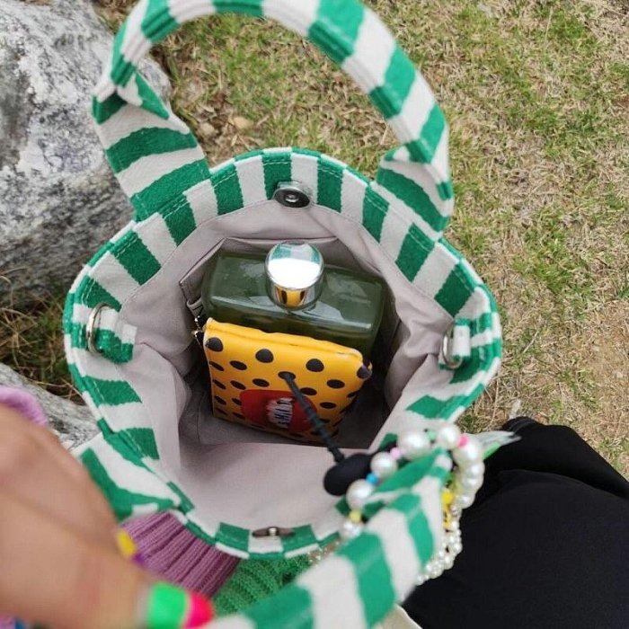 Chellmee ✈️韓國代購✈️「MAKOMAKI  」笑臉條紋水桶包 手提包 肩背包-細節圖4