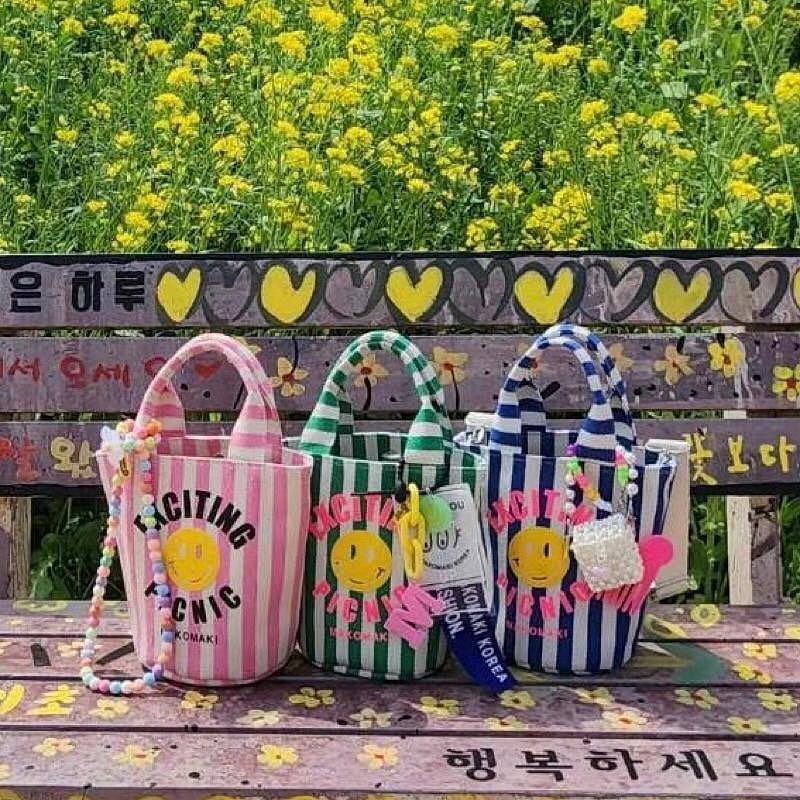 Chellmee ✈️韓國代購✈️「MAKOMAKI  」笑臉條紋水桶包 手提包 肩背包-細節圖6