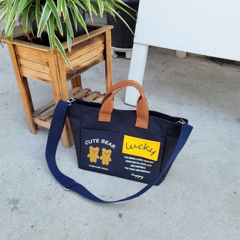 Chellmee ✈️韓國「MAKOMAKI 」幸運熊熊 手提包 側背包 肩背包-細節圖4