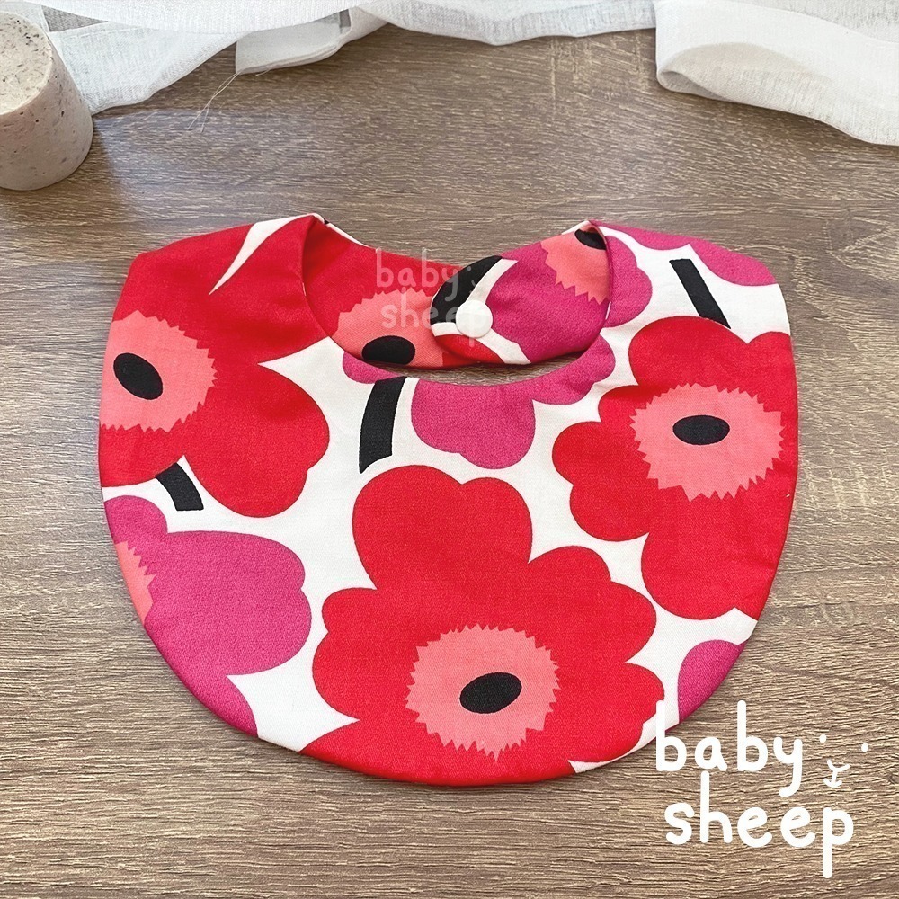 【babysheep】8層紅色大花圍兜 蛋型圓兜 花型圍兜 圍兜兜 三角圍兜 寶寶口水巾 手作圍兜 圍兜 口水巾 吸水兜-細節圖2