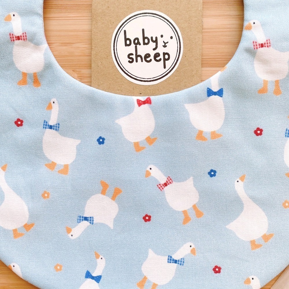 【babysheep】8層棉粉藍白鵝圍兜 蛋型圓兜 花型圍兜 圍兜兜 寶寶口水巾 手作圍兜 圍兜 口水巾 吸水兜-細節圖3