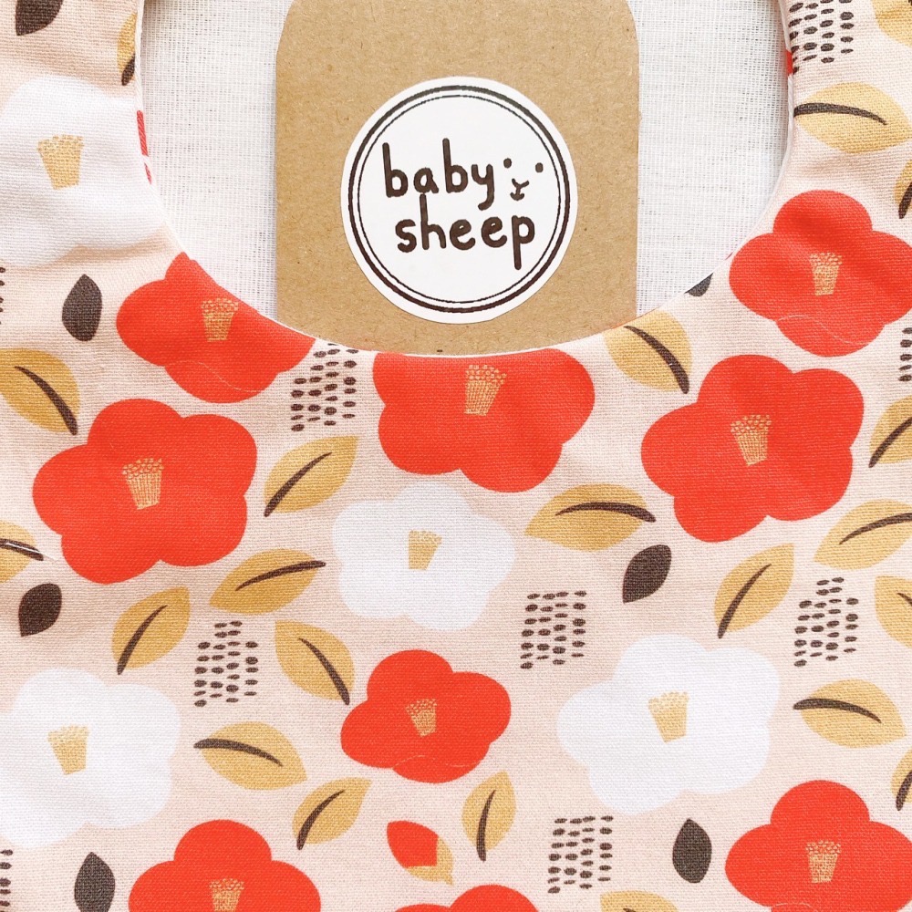 【babysheep】6層日系山茶花圍兜 蛋型圓兜 女寶圍兜 圍兜兜 寶寶口水巾 手作圍兜 圍兜 口水巾 吸水兜 客製-細節圖3