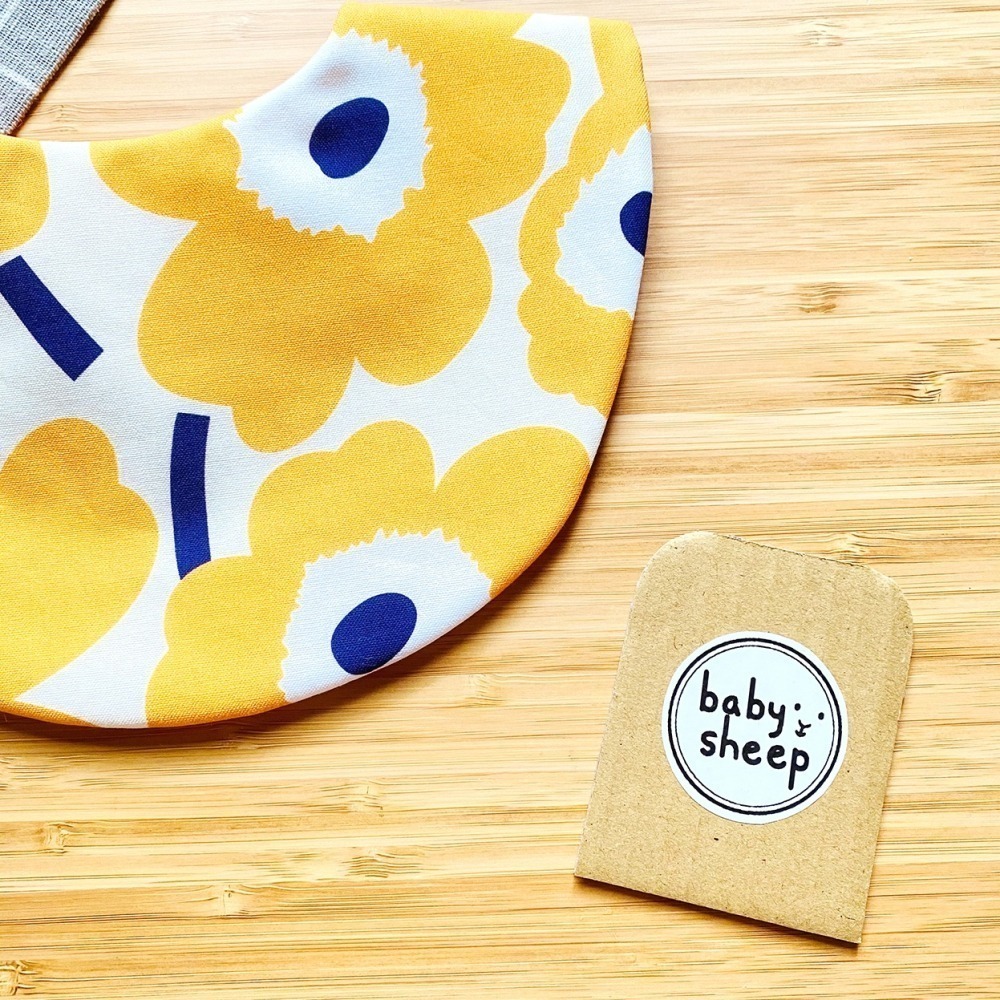 【babysheep】8層黃色大花圍兜 蛋型圓兜 女寶圍兜 圍兜兜 寶寶口水巾 手作圍兜 圍兜 口水巾 吸水兜 客製-細節圖3