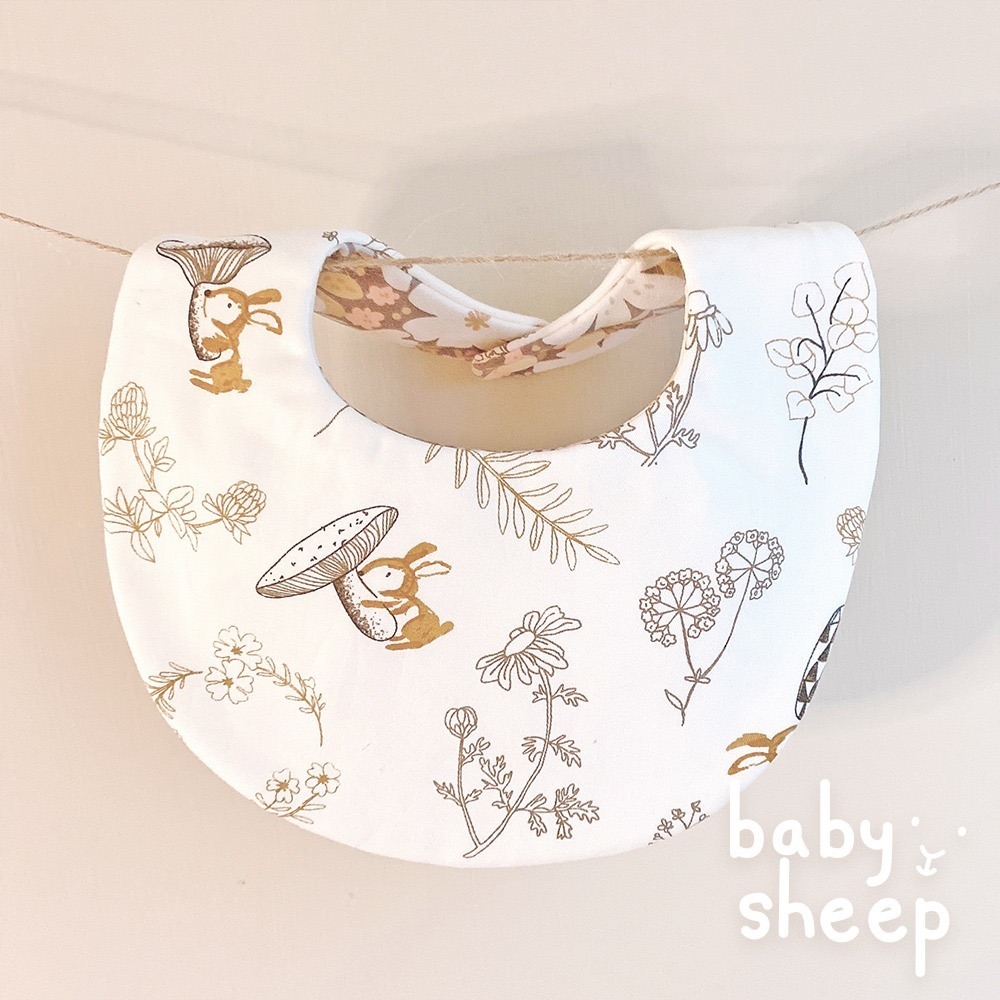 【babysheep】8層小花松鼠圍兜 蛋型圓兜 女寶圍兜 圍兜兜 寶寶口水巾 手作圍兜 圍兜 口水巾 吸水兜 女寶-細節圖2