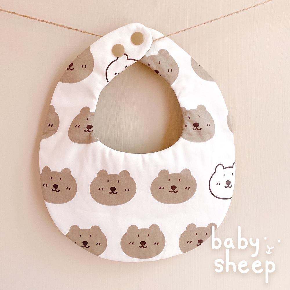 【babysheep】台製8層棉奶茶微笑熊口水巾 動物 熊熊 奶茶色 雙面 好搭 手作圍兜 圍兜 吸水兜 手作 台灣製作-細節圖4