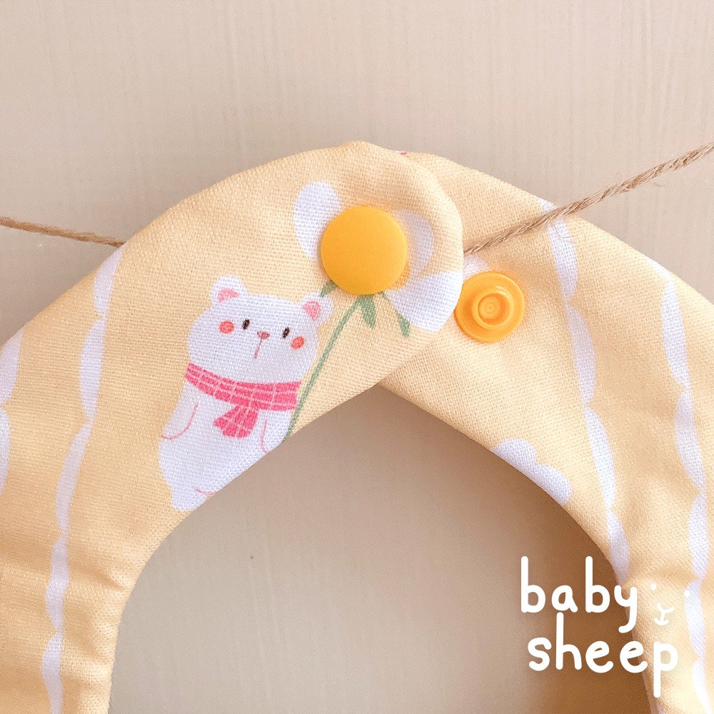 【babysheep】8層棉小花白熊口水巾 白熊圍兜 蛋型圓兜 圍兜兜 小白花 好搭 手作圍兜 圍兜 吸水兜 手作-細節圖3
