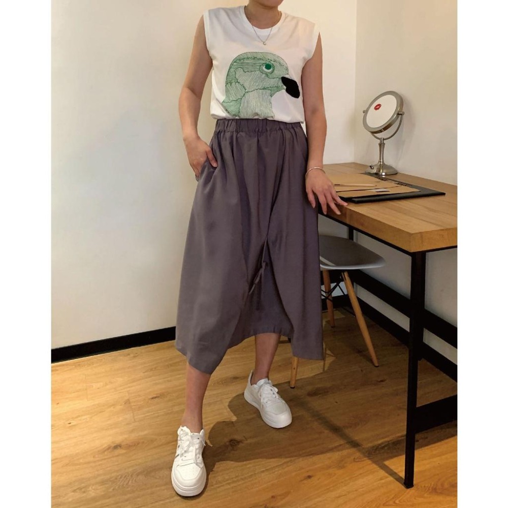 現貨 - 小眾設計款不對襯裙子-細節圖3