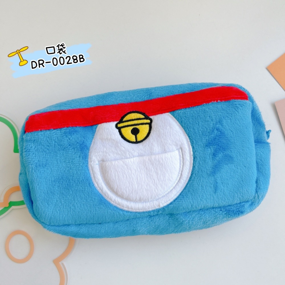 🎈彩虹尾巴🎈哆啦A夢絨毛筆袋 小叮噹 大臉 Doraemon 小物包 收納小物包 收納小包 鈴鐺-規格圖10