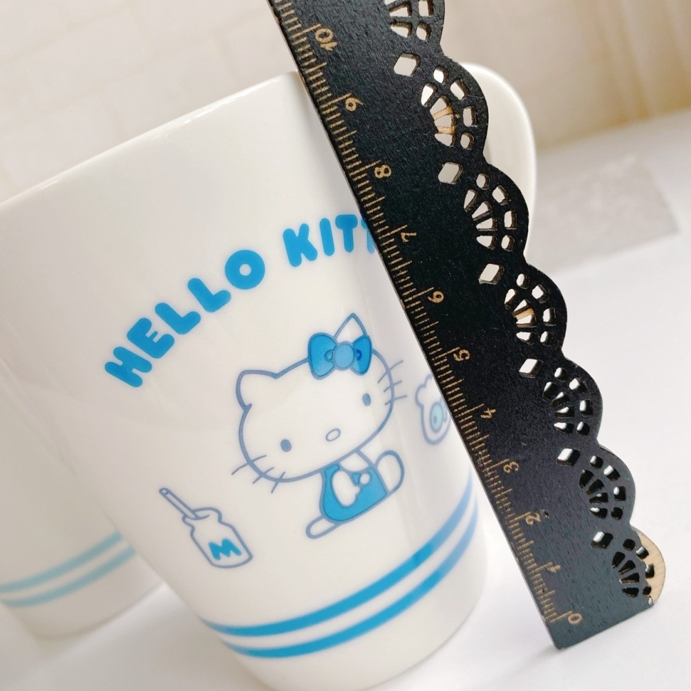 🎈彩虹尾巴🎈KITTY大容量陶瓷水杯 Hello Kitty 50週年 馬克杯 杯子 大臉 飛機 復古水藍系列-細節圖4
