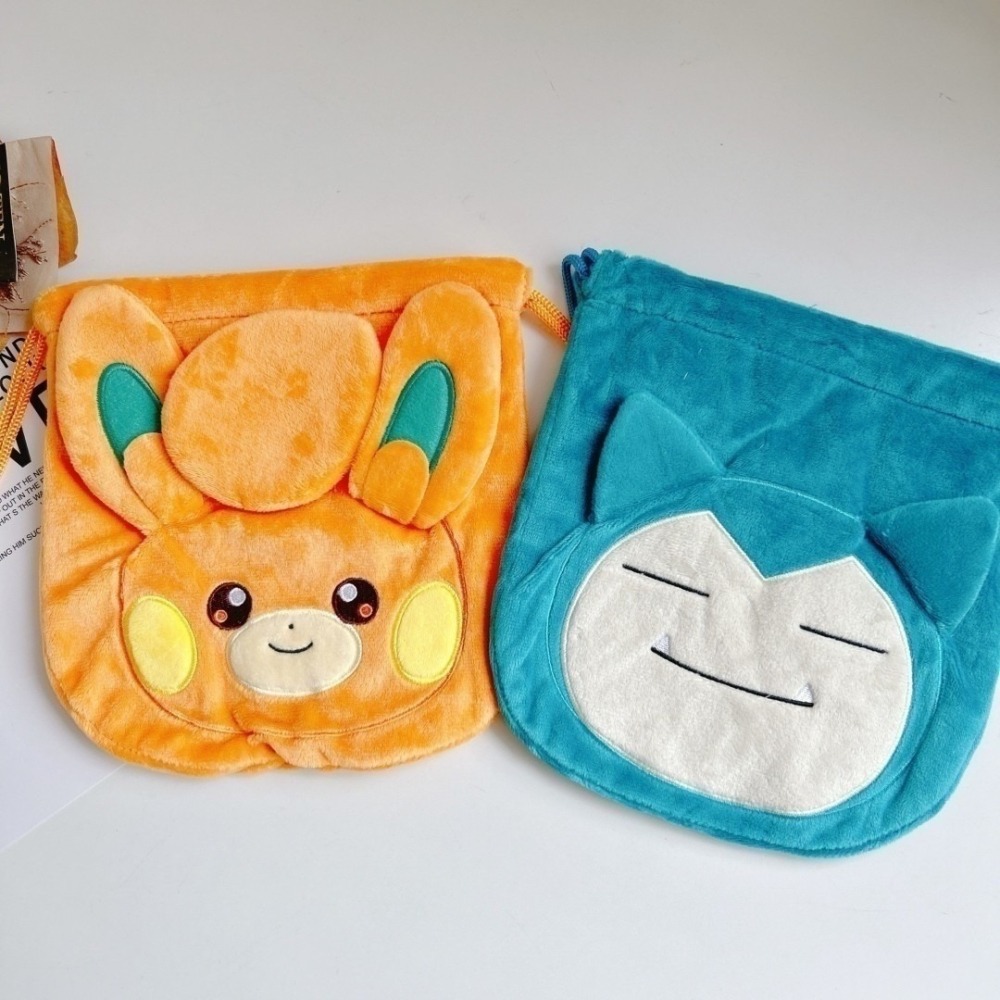 🎈彩虹尾巴🎈寶可夢立體耳朵束口袋 縮口袋 小物收納 皮卡丘 伊布 卡比獸 耿鬼 布撥 絨毛束口袋-細節圖4