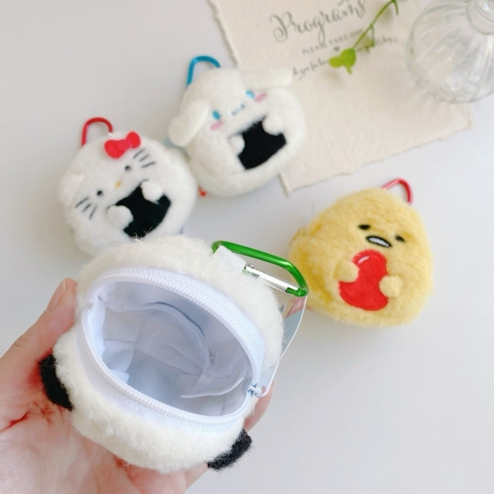 🎈彩虹尾巴🎈三麗鷗御飯糰系列零錢包附扣 絨毛零錢包扣環 飯糰造型 KITTY 大耳狗 蛋黃哥 拉鍊零錢包-細節圖2