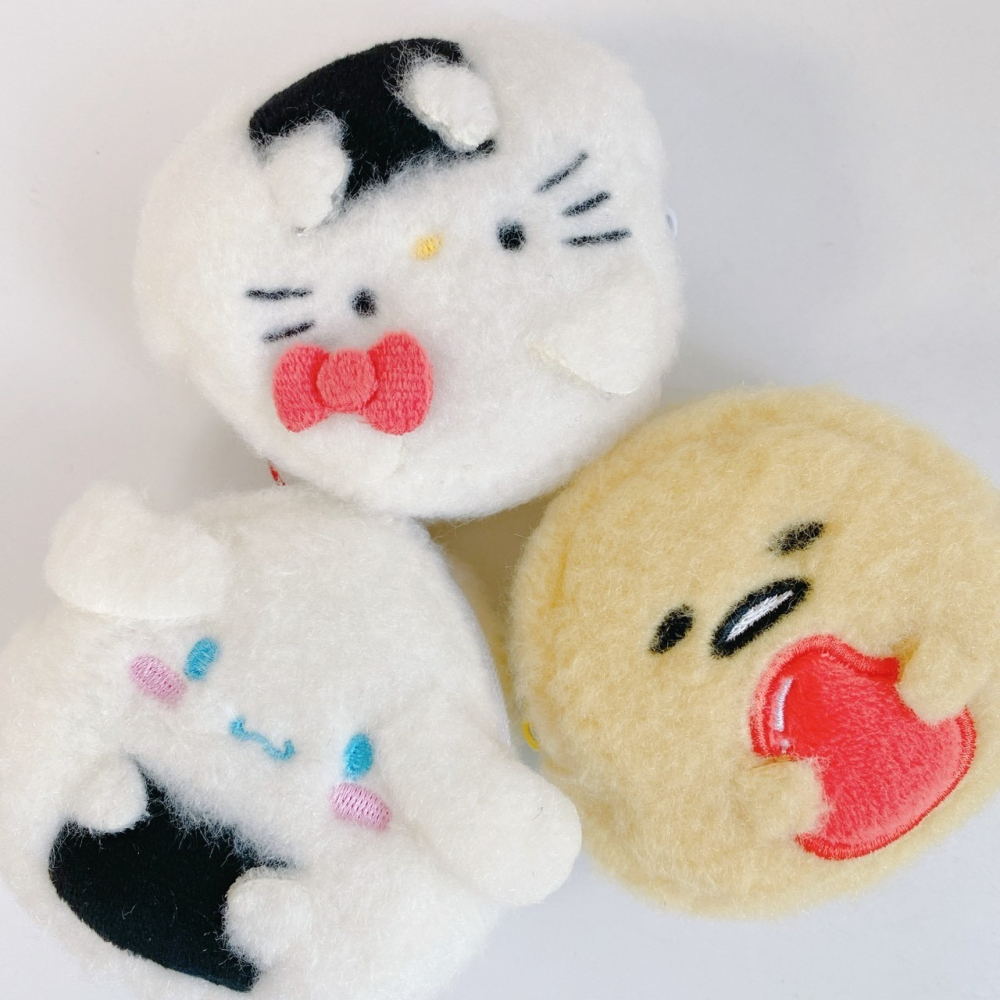 🎈彩虹尾巴🎈三麗鷗御飯糰系列零錢包附扣 絨毛零錢包扣環 飯糰造型 KITTY 大耳狗 蛋黃哥 拉鍊零錢包-細節圖5