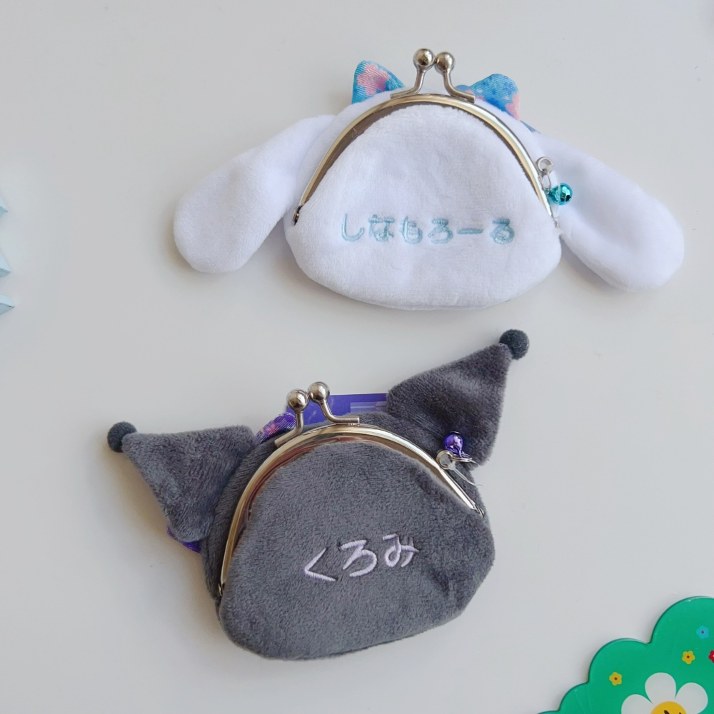 🎈彩虹尾巴🎈三麗鷗花花鈴鐺絨毛珠扣零錢包 大耳狗喜拿 酷洛米 KUROMI 蝴蝶結 和風 零錢包-細節圖3