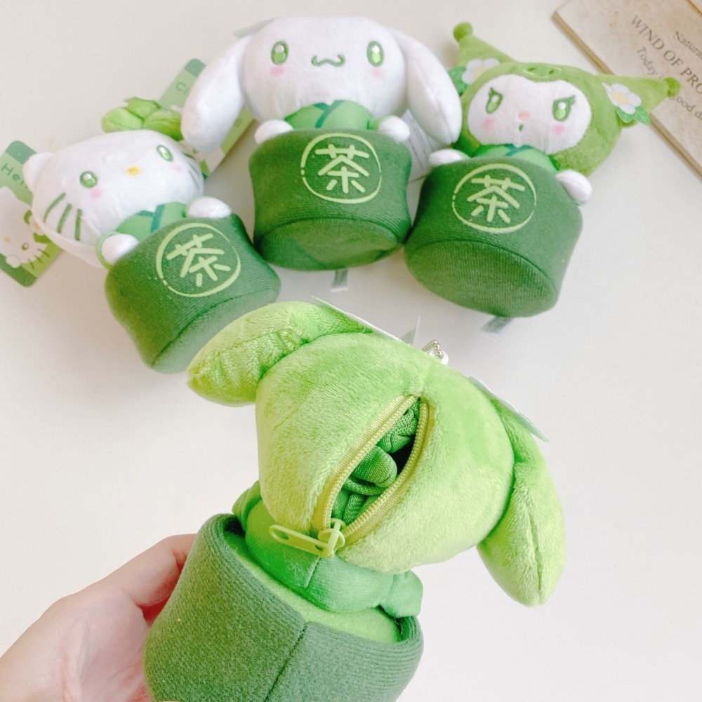 🎈彩虹尾巴🎈三麗鷗抹茶碗系列珠鍊娃娃包 綠色 綠茶 KITTY 美樂蒂 大耳狗 酷洛米 娃娃吊飾 玩偶 和服 和風-細節圖2