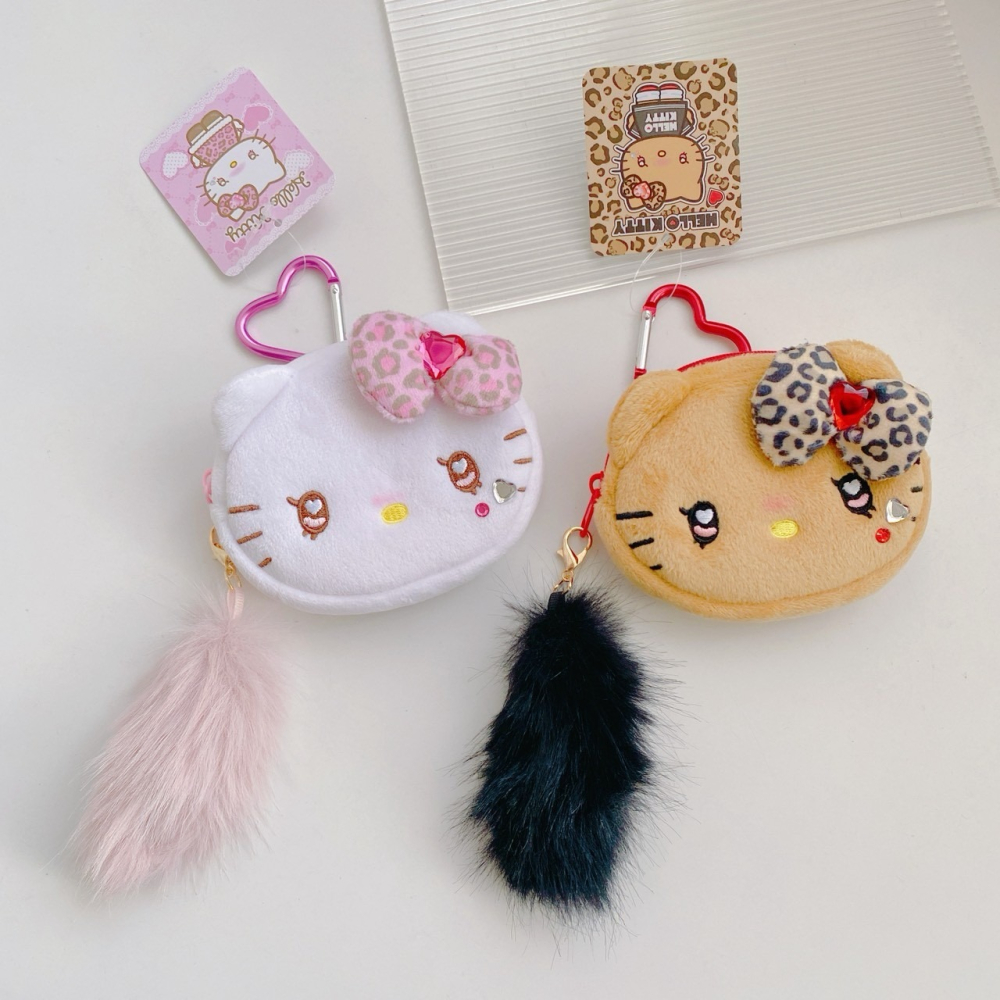 🎈彩虹尾巴🎈三麗鷗水汪汪豹紋系列大臉愛心扣零錢包 KITTY 平成辣妹 愛心扣環 絨毛大頭玩偶 蝴蝶結 水鑽裝飾 凱-細節圖4