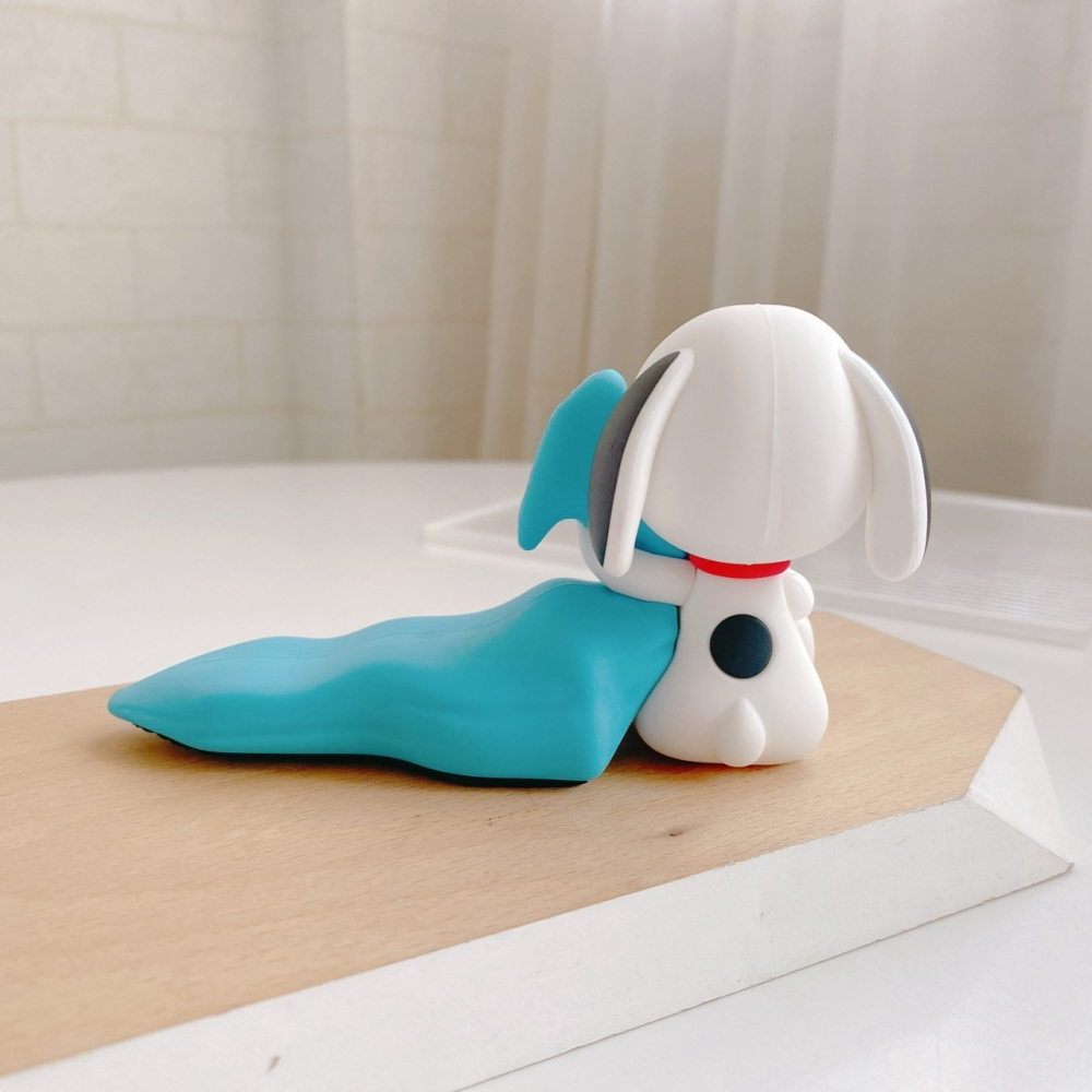 🎈彩虹尾巴🎈史努比抱毛巾造型止滑門擋 SNOOPY 公仔門擋 門檔-細節圖4