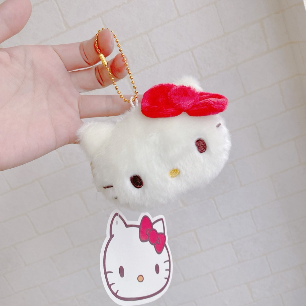 🎈彩虹尾巴🎈KITTY70年代系列大臉萬用包附珠鍊 凱蒂貓 大臉 大頭 絨毛 零錢包 絨毛吊飾 蝴蝶結-細節圖6