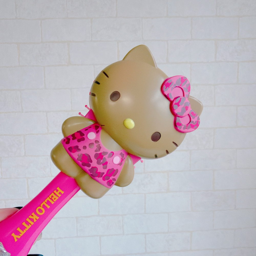 🎈彩虹尾巴🎈KITTY豹紋系列造型梳子 凱蒂貓 泳裝豹紋 手拿梳 曬黑 日燒-細節圖6