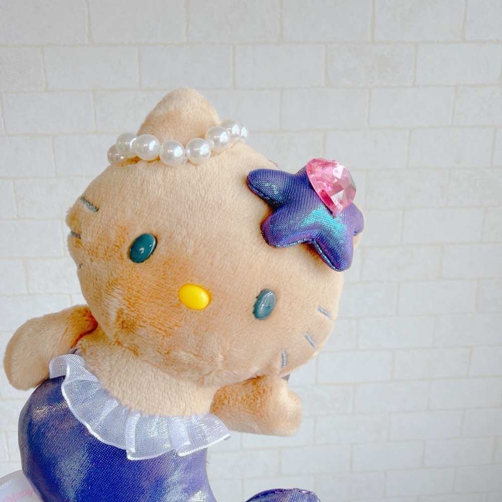 🎈彩虹尾巴🎈KITTY變裝美人魚愛心扣娃娃吊飾 凱蒂貓 紫色美人魚 日燒 烤焦色-細節圖9