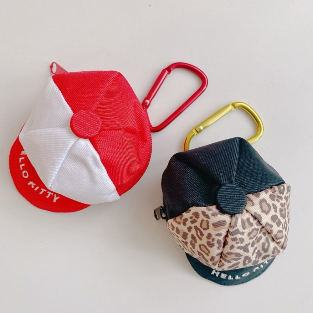 🎈彩虹尾巴🎈KITTY帽子造型萬用包附扣 三麗鷗 豹紋 帽子造型零錢包 凱蒂貓 Hello Kitty 棒球帽造型-細節圖5