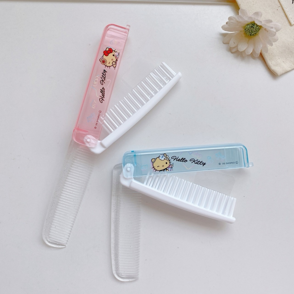 🎈彩虹尾巴🎈日本製三麗鷗夏日扶桑花系列2WAY摺疊梳子 Hello Kitty 凱蒂貓 梳子 夏天 日曬 日燒烤焦-細節圖5
