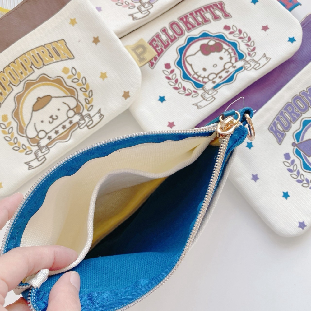 🎈彩虹尾巴🎈三麗鷗學院風帆布系列拉鍊包 KITTY 美樂蒂 布丁狗大耳狗 酷洛米 小物包 萬用包零錢包 平口收納包-細節圖4