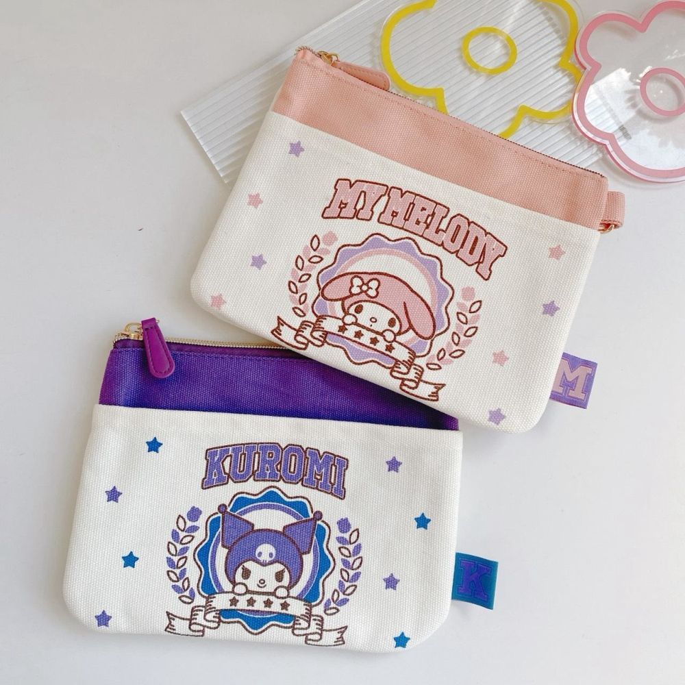 🎈彩虹尾巴🎈三麗鷗學院風帆布系列拉鍊包 KITTY 美樂蒂 布丁狗大耳狗 酷洛米 小物包 萬用包零錢包 平口收納包-細節圖6
