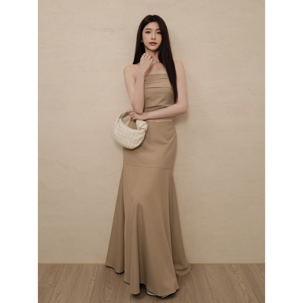 （全新）CHENN CHENN 翻領抓皺平口BRATOP (杏色/S)-細節圖3