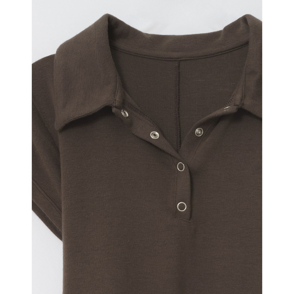 PAZZO POLO領柔彈小辣上衣(深咖/S)-細節圖7