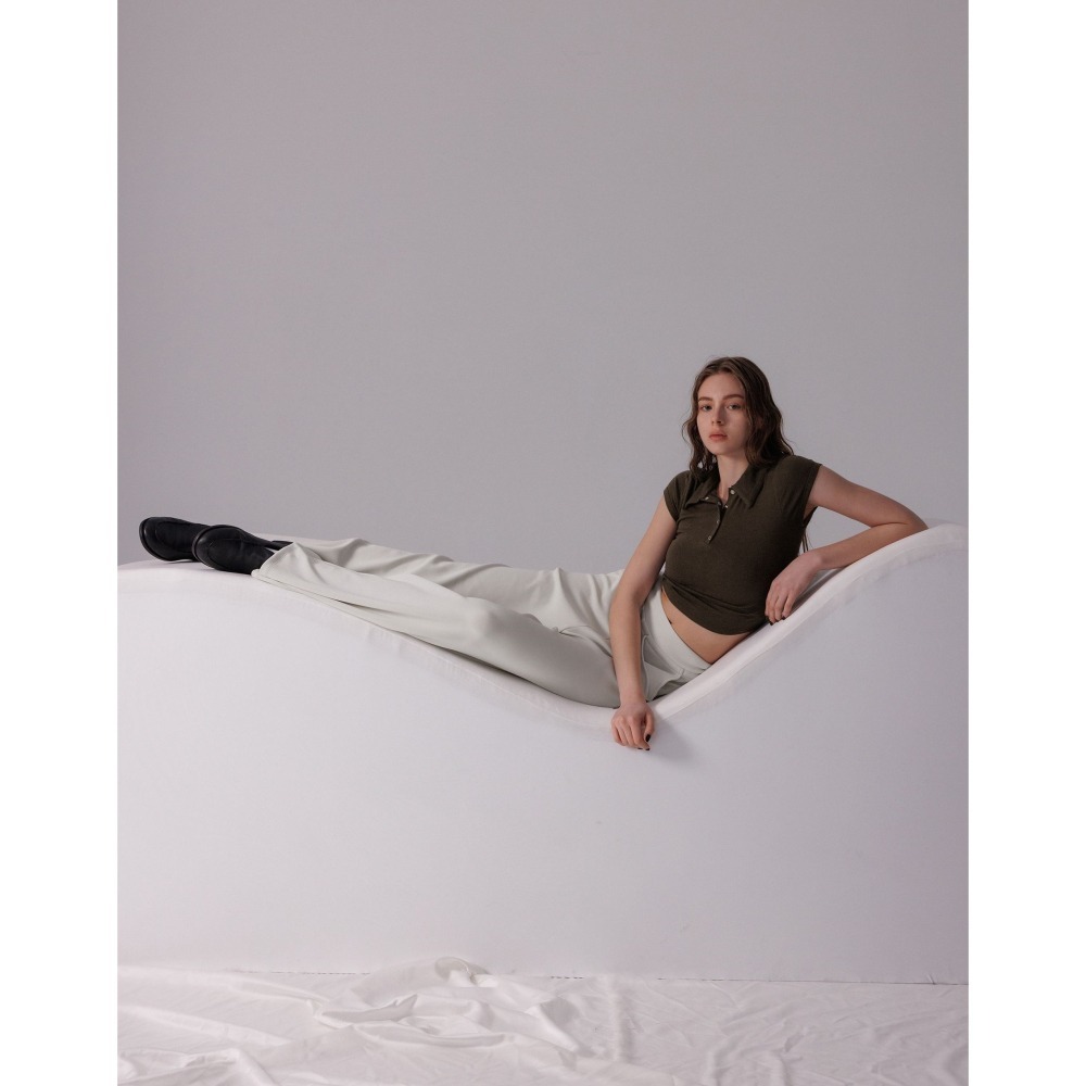 PAZZO POLO領柔彈小辣上衣(深咖/S)-細節圖8