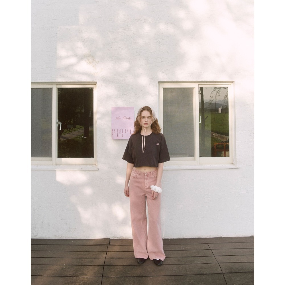 （全新）PAZZO 下擺不收邊LOGO刺繡造型短TEE(美式咖/S)-細節圖4