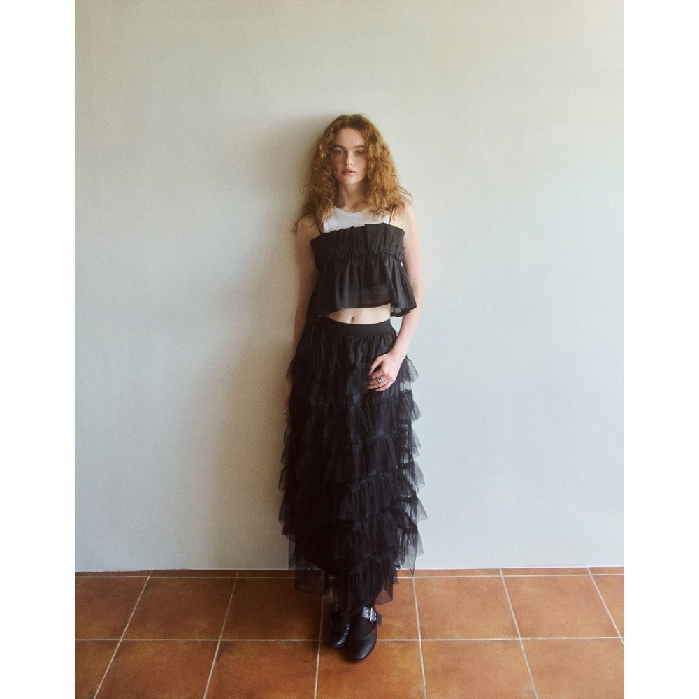 （全新）PAZZO 微透肌皺皺紗造型細肩帶上衣(黑 / S)-細節圖2