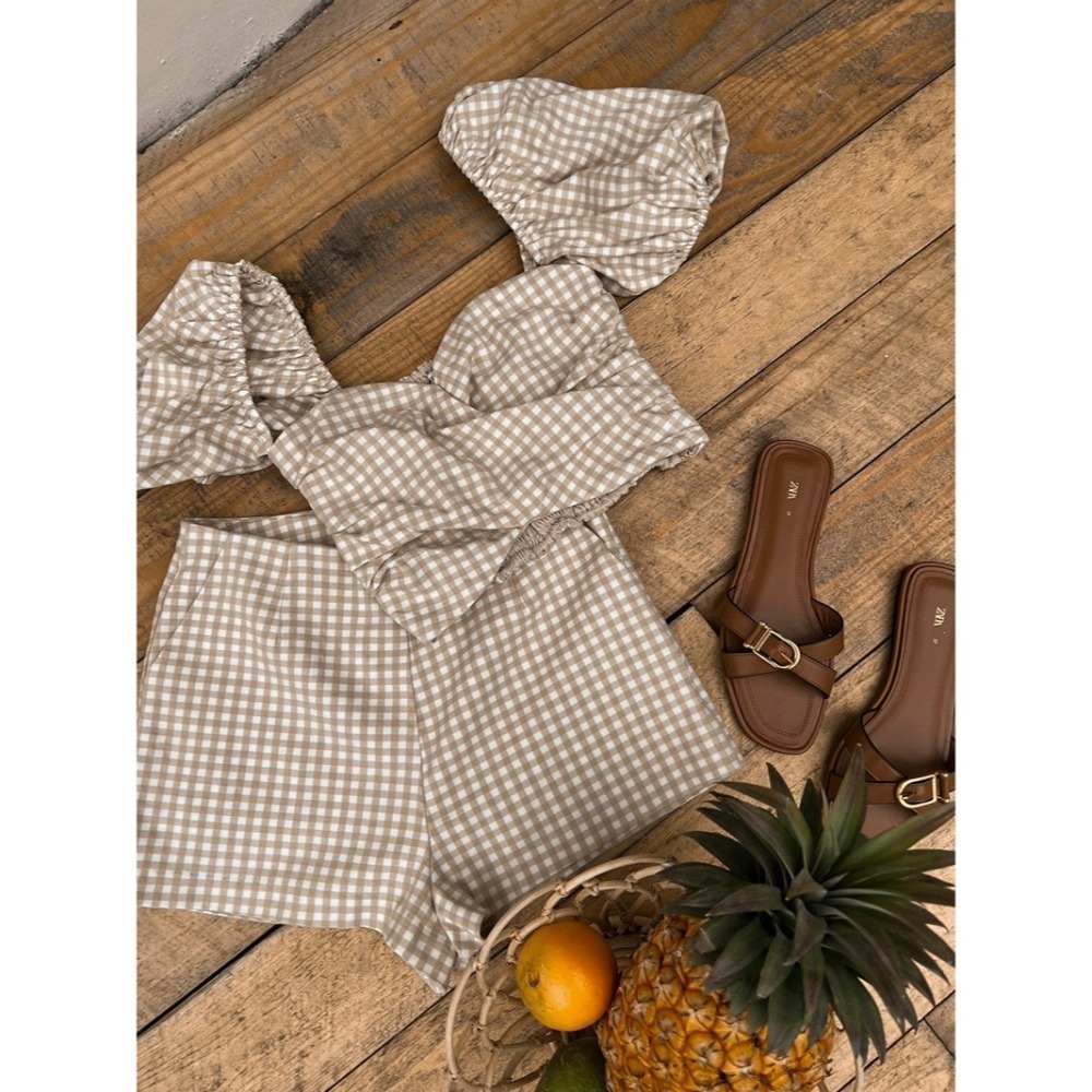 Mercci22 格紋造型澎袖上衣+質感格紋短褲(杏/S)(Into the wild聯名款-Leslie)-細節圖8