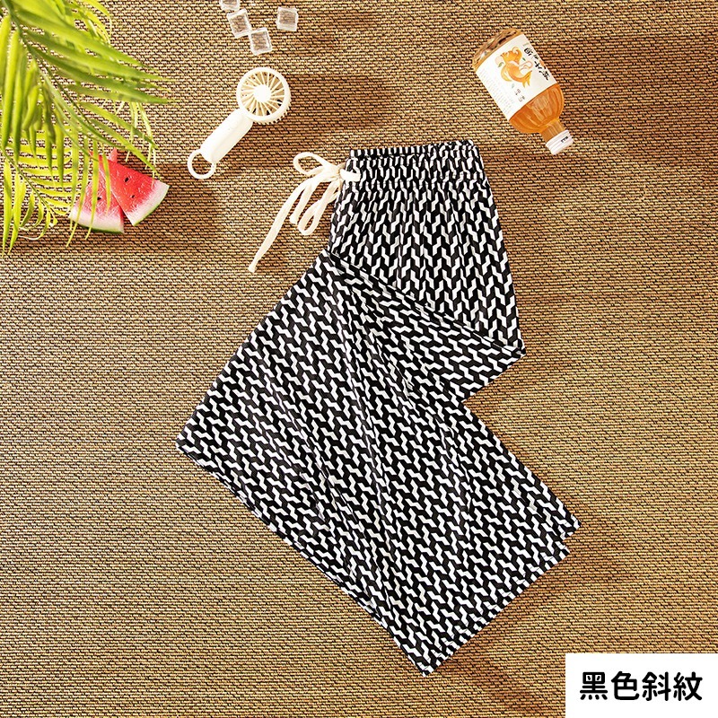 黑色斜紋格子