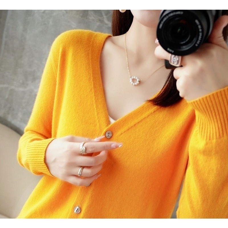 【JDUDS】百搭親膚仿羊绒衫針織外套 100%舒適V領針織外套 長袖 包心紗 外套毛衣外套-規格圖9