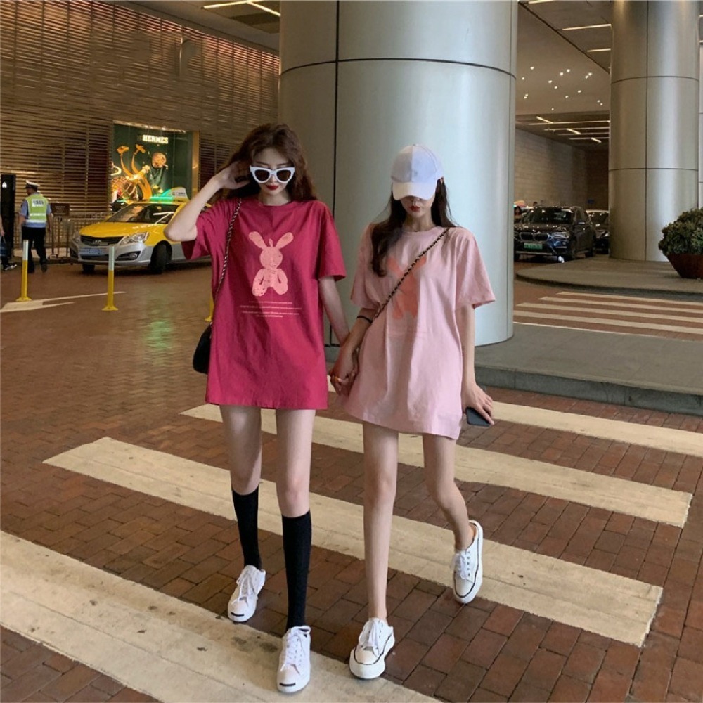 【JDUDS】可愛俏皮塗鴉兔圓領短袖T-恤 中長寬鬆打底衫 閨蜜裝 INS風 可愛 短袖T 百搭-細節圖3