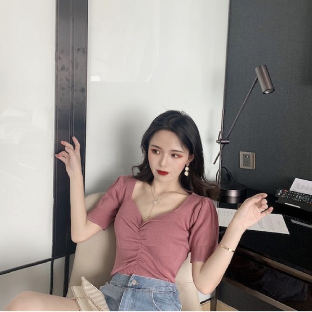 【JDUDS】 夏季時尚復古泡泡袖短款打底修身V領短袖針織短T 拉皺V領泡泡T 可甜可鹹-規格圖9