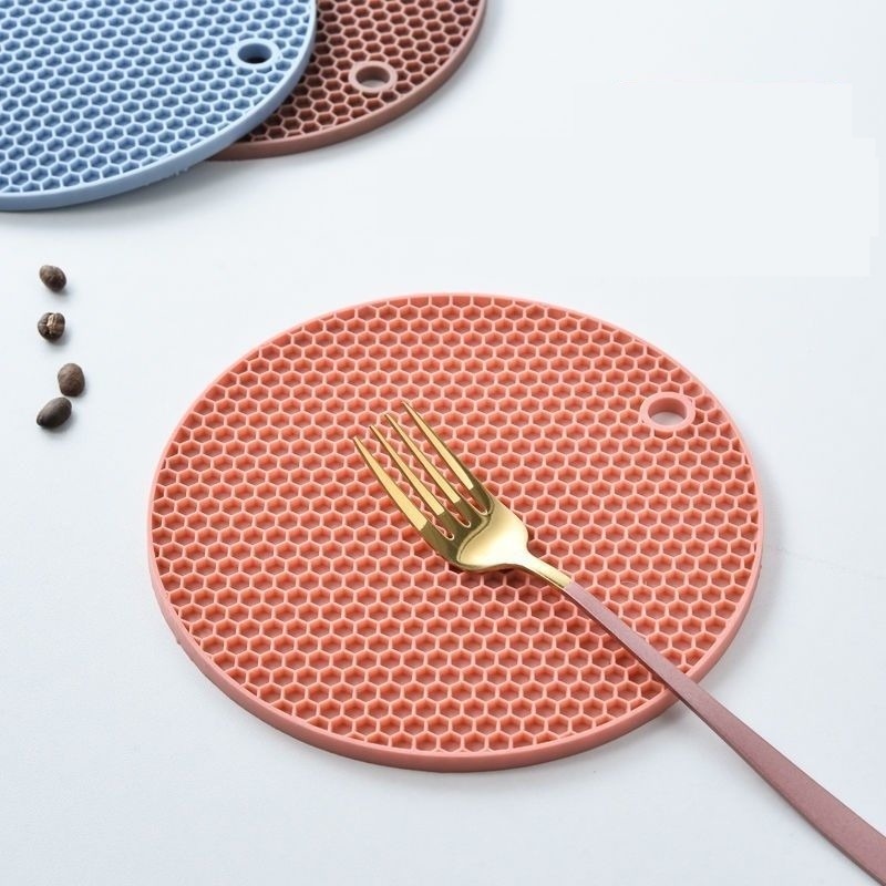 【JDUDS】圓形蜂窩紋理防熱墊  隔熱墊  餐桌隔熱墊  矽膠隔熱墊 餐廚墊-細節圖2