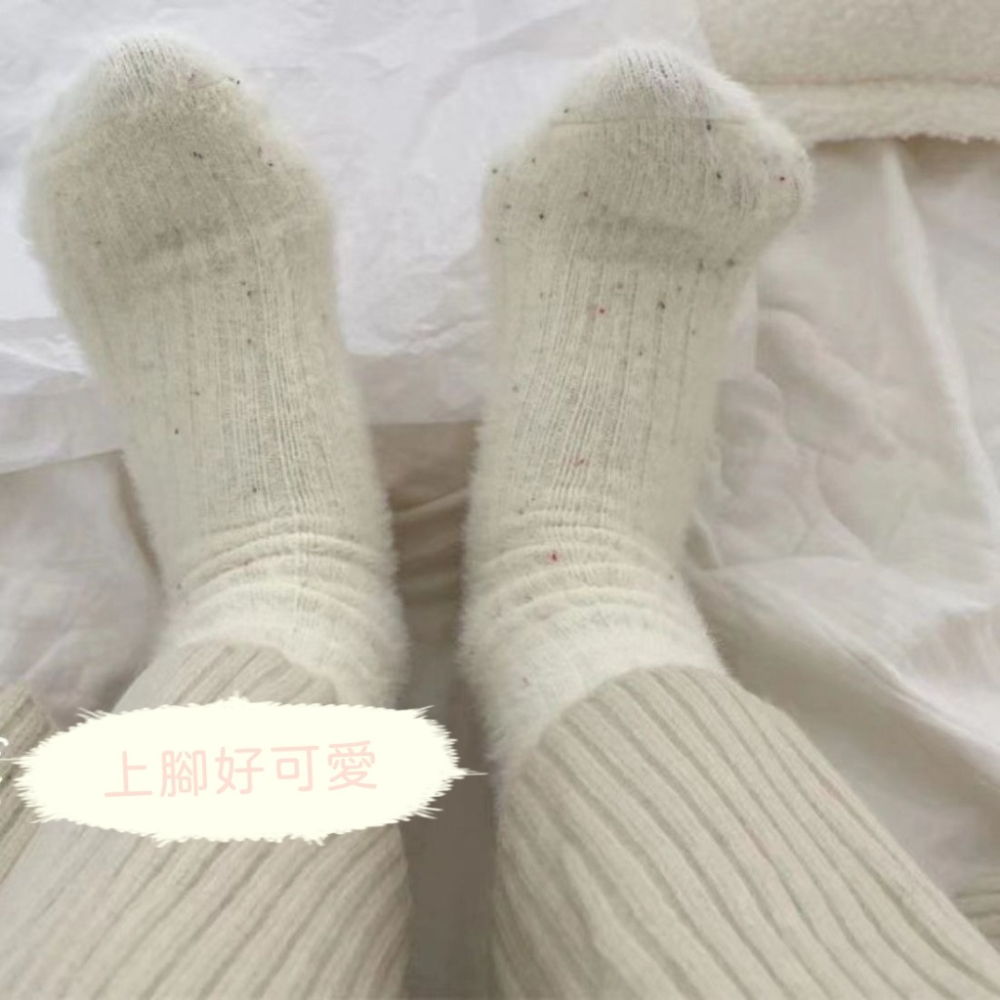 【JDUDS】水貂絨加厚少女中筒襪 保暖襪 毛絨襪 推推襪 地板襪 奶油色系襪 襪子-細節圖3