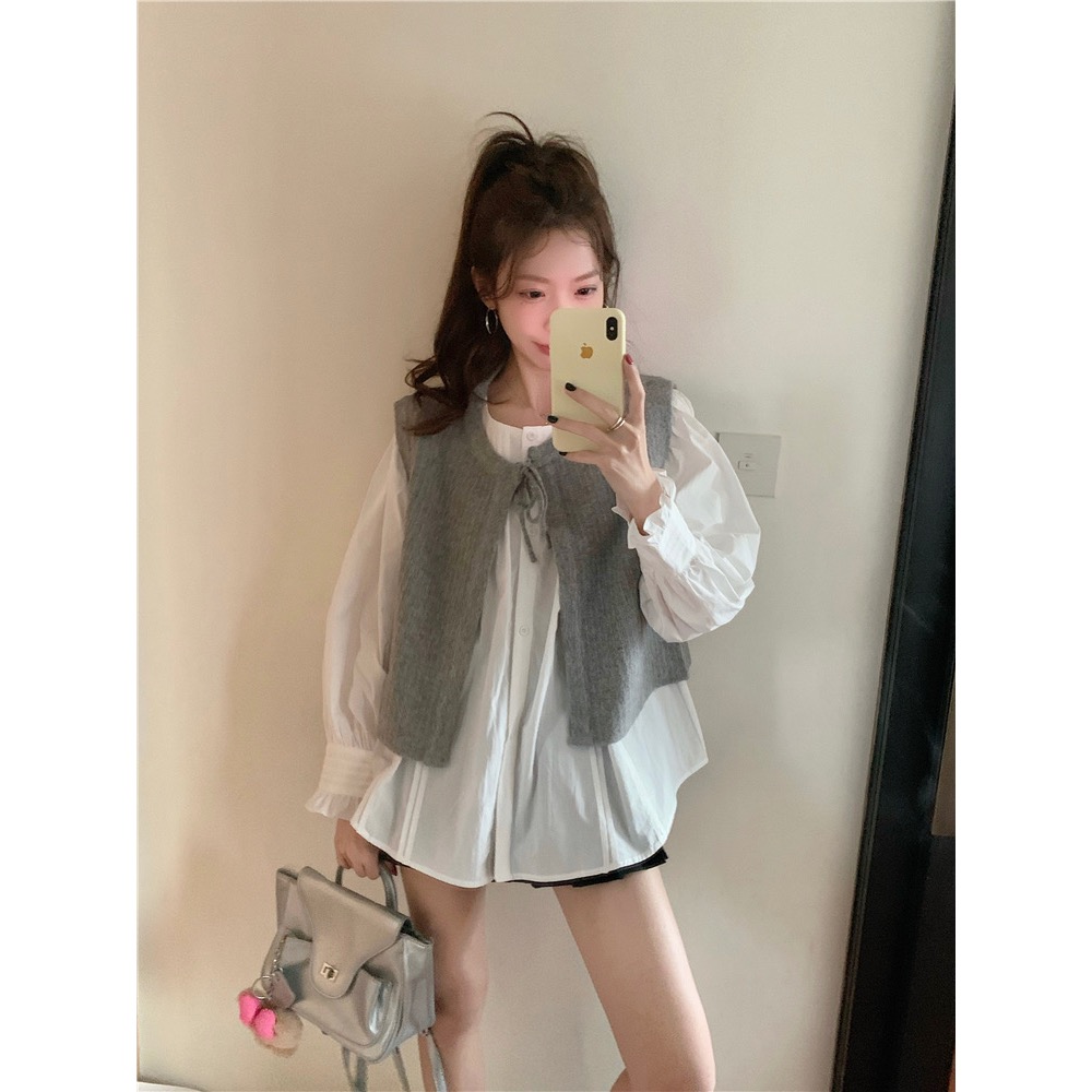 【菲灰及白】預購款_氣質白色圓領收袖口上衣搭配針織背心-細節圖2