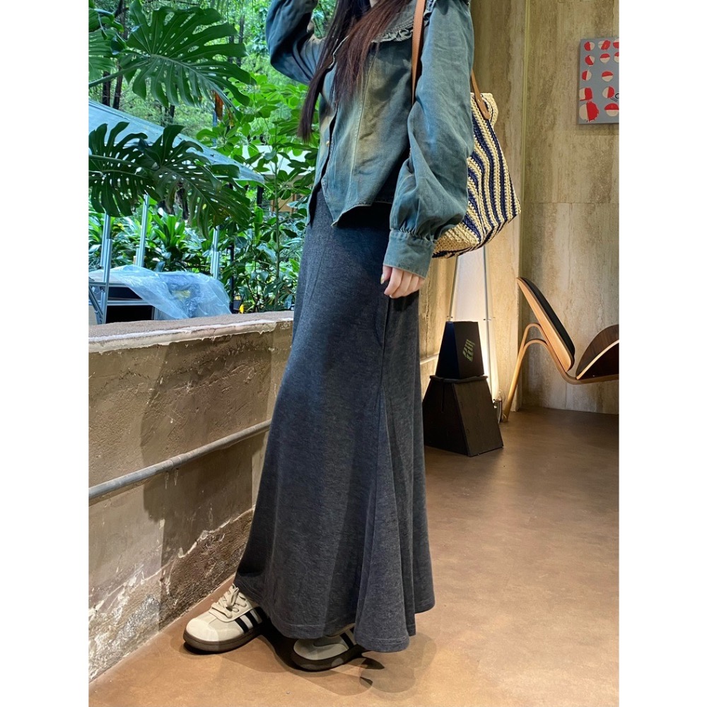 【菲灰及白】預購款_基本款氣質垂墜感魚尾裙長裙-細節圖4